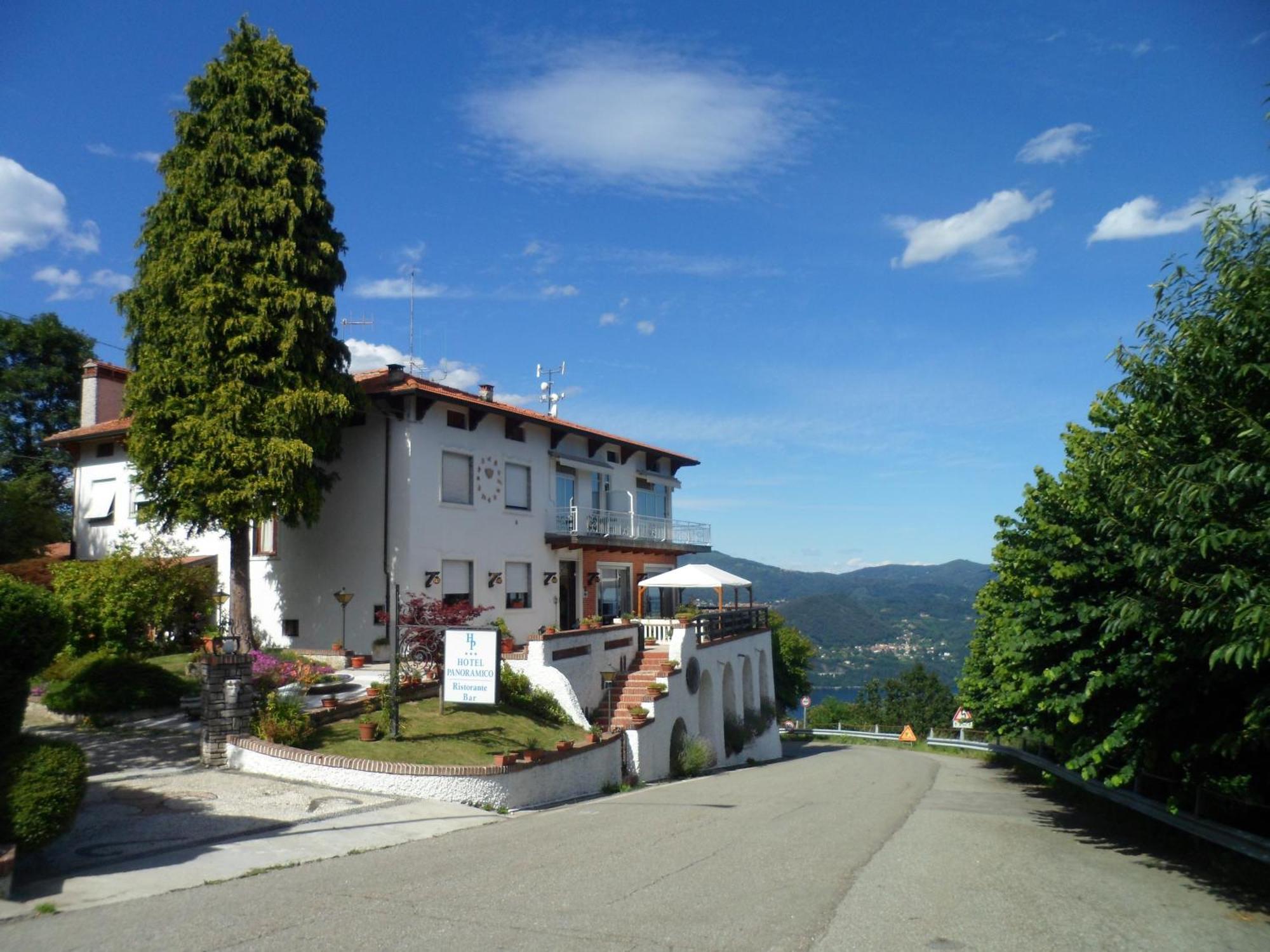Hotel Panoramico Lago D'Orta (Adults Only) Madonna Del Sasso Kültér fotó