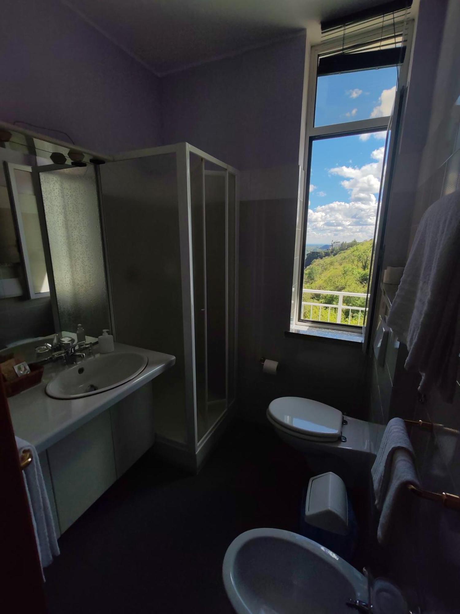 Hotel Panoramico Lago D'Orta (Adults Only) Madonna Del Sasso Kültér fotó