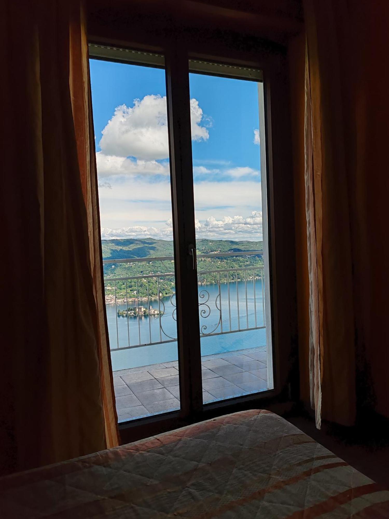 Hotel Panoramico Lago D'Orta (Adults Only) Madonna Del Sasso Kültér fotó