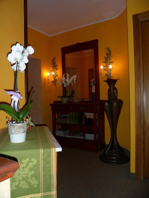 Hotel Panoramico Lago D'Orta (Adults Only) Madonna Del Sasso Kültér fotó