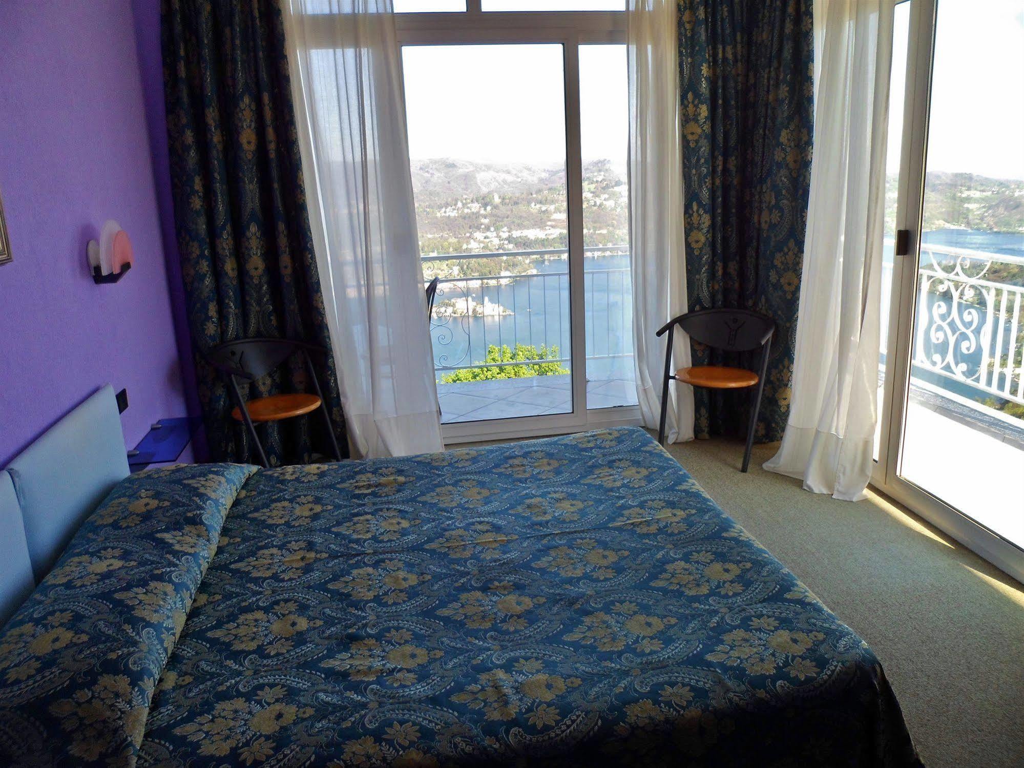 Hotel Panoramico Lago D'Orta (Adults Only) Madonna Del Sasso Kültér fotó